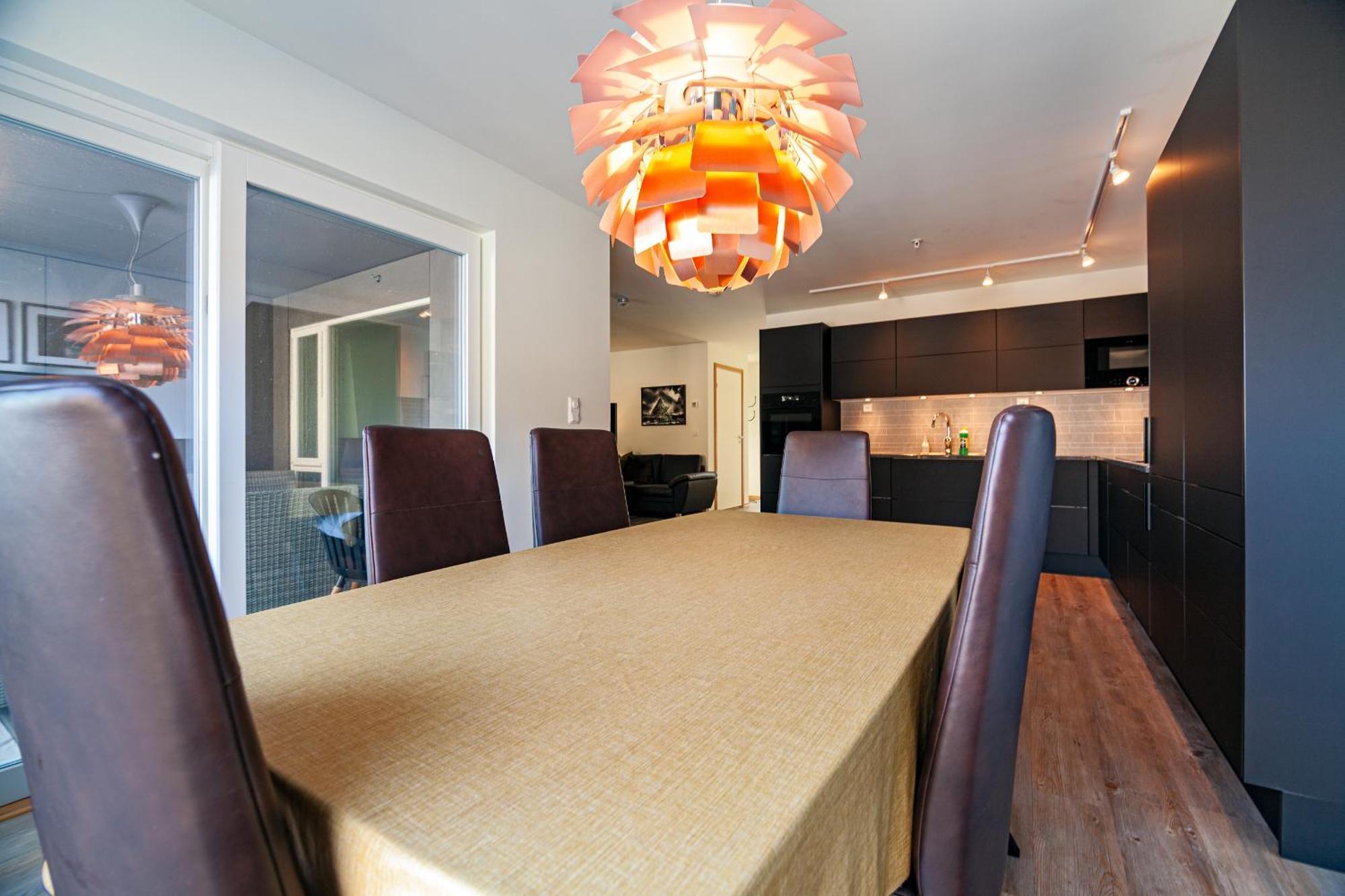 Gjermesoy Luxury Apartment Ballstad Buitenkant foto