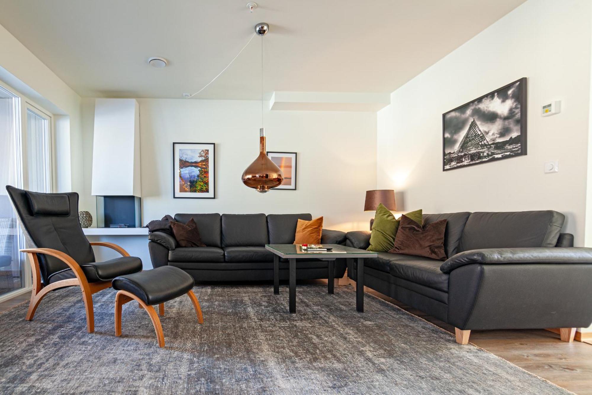 Gjermesoy Luxury Apartment Ballstad Buitenkant foto